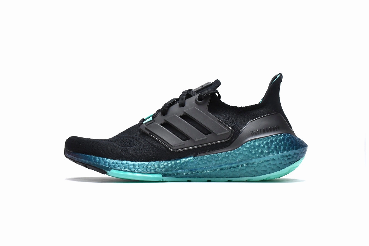 Adidas UltraBoost 22 ??Core Black?? Black Black Everyday Movement