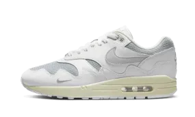 Youth - runner zipper - closure running shoes Nike Air Max 1 Patta Waves White