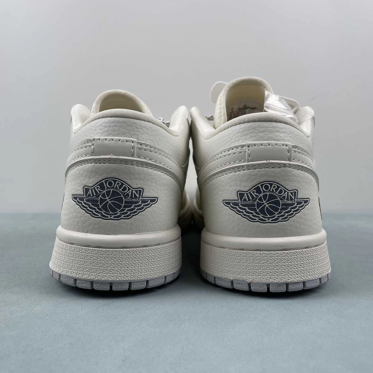 Premium materials Air Jordan 1 Low BAPE Off White Grey WG8850-003