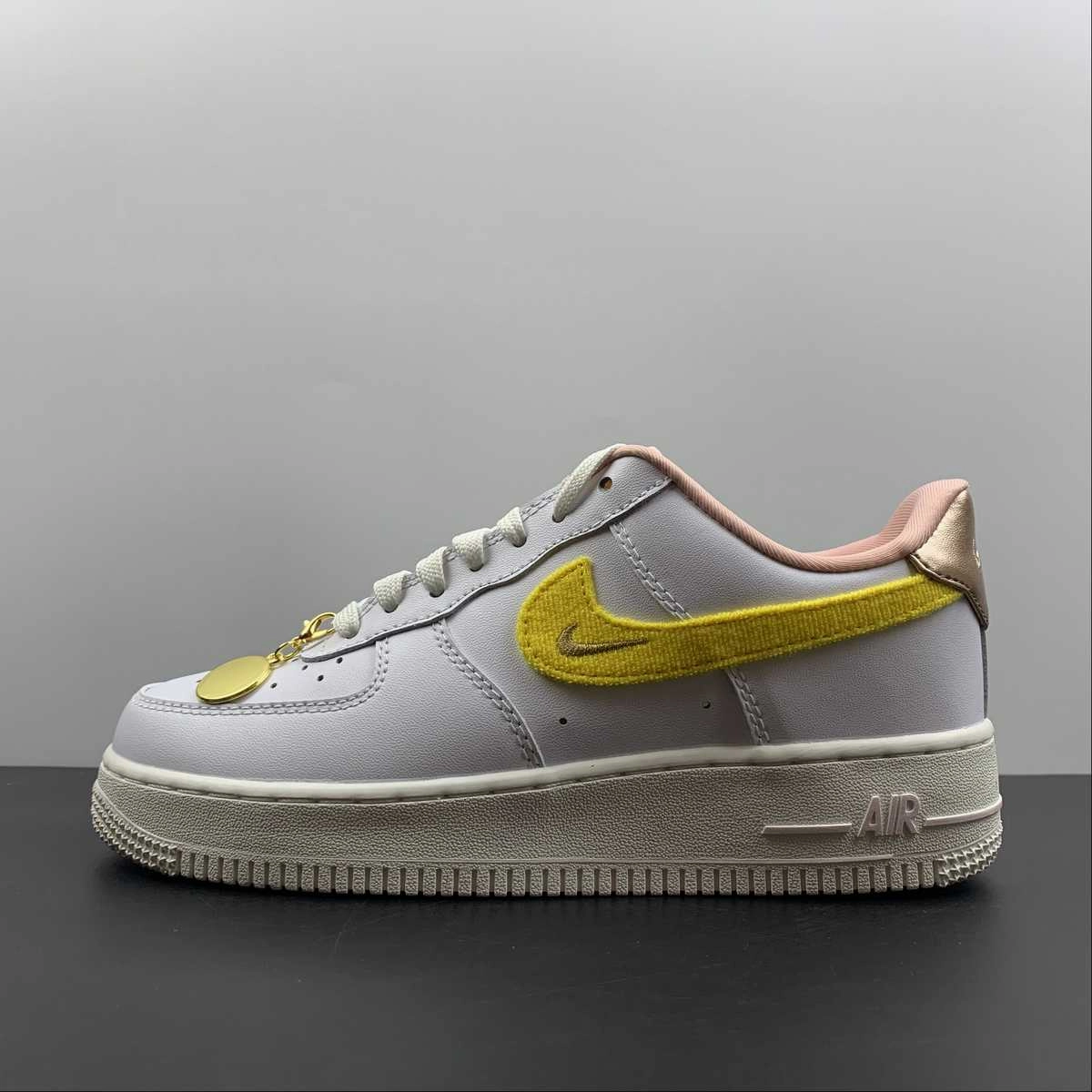 Plain Finish Versatile Air Force 1 Low Mama White Yellow Strike Phantom Pearl DV2183-100