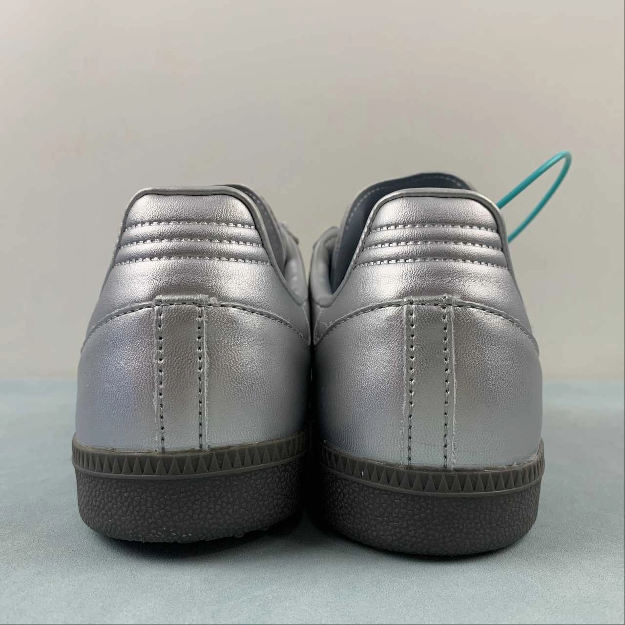 Adidas SAMBA OG Metallic Silver White B75806 Dry Wear