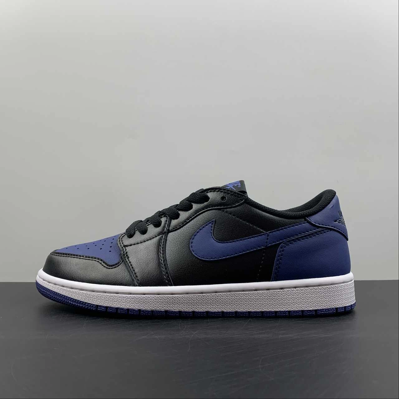 Outdoor activities Air Jordan 1 Retro Low OG Black Mystic Navy-White CZ0790-041