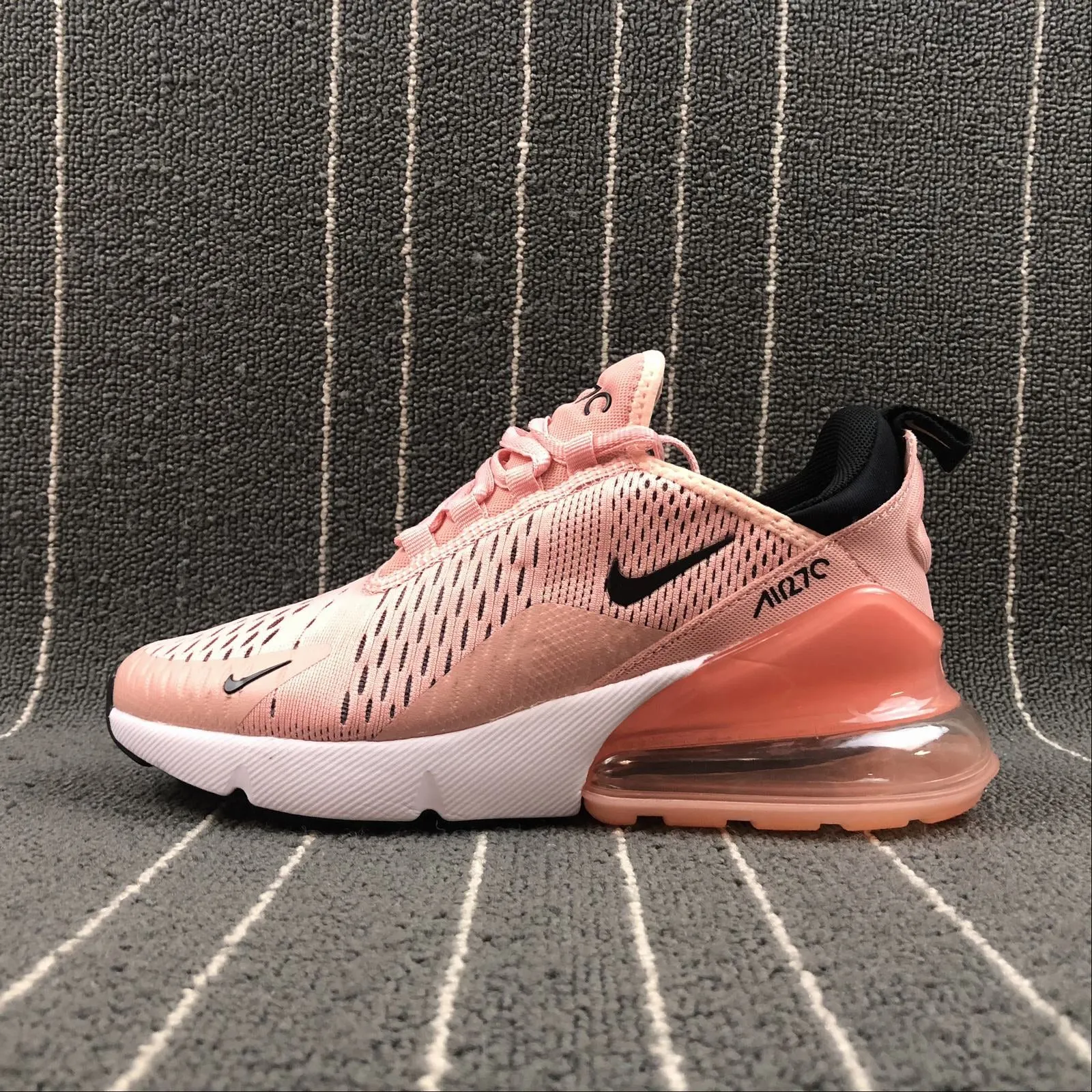 synthetic leather shoes Stretchable Material Air Max 270 Coral Dust Coral Stardust Black Summit White AH6789-600