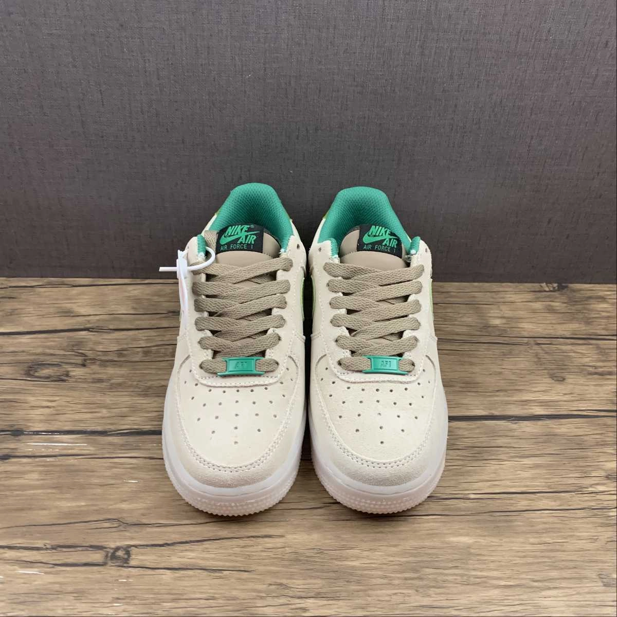 Air Force 1 Low Brown Green CV1755 100 Smooth Entry ergonomic