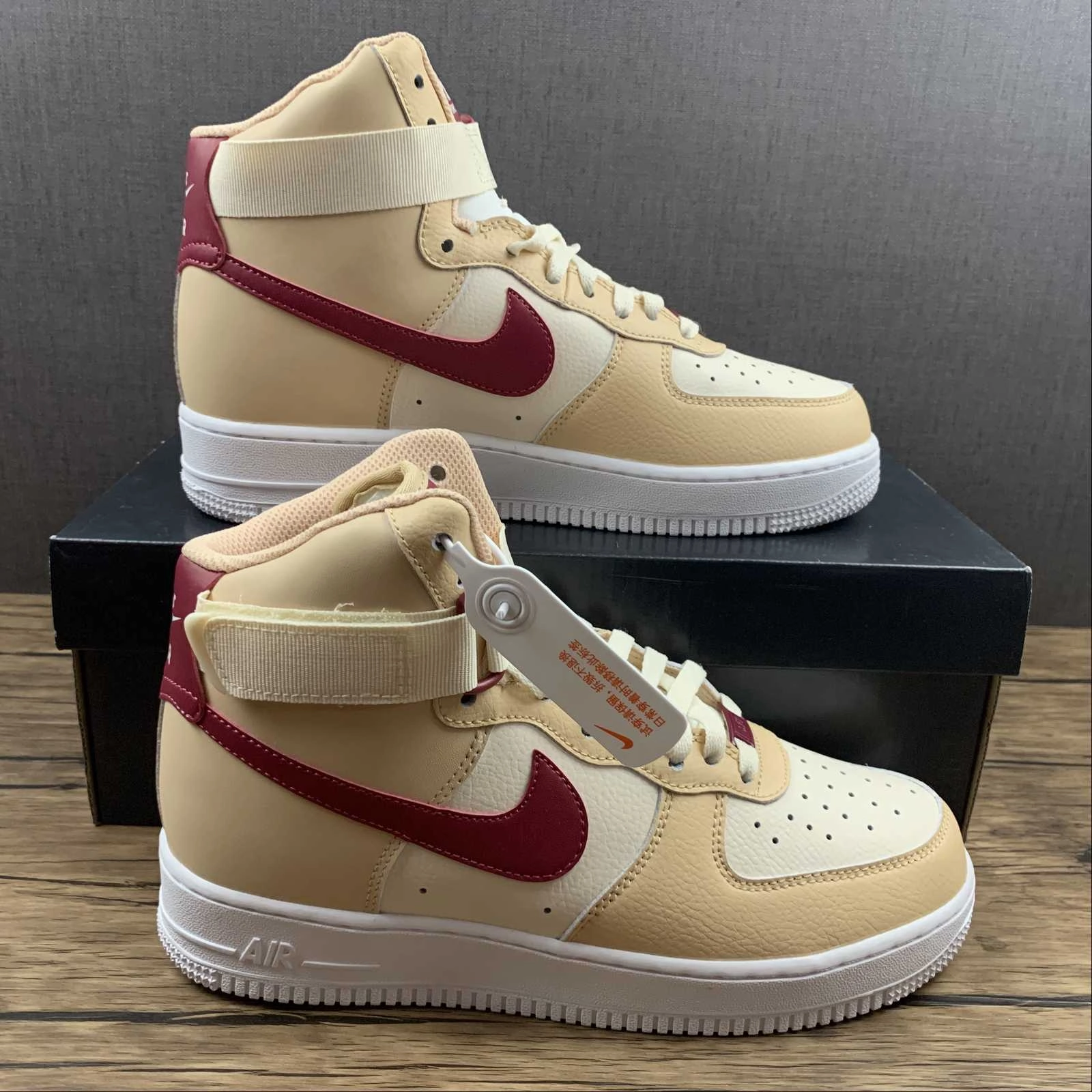 On demand Walk Ready Air Force 1 High White Onyx Noble Red 334031-200