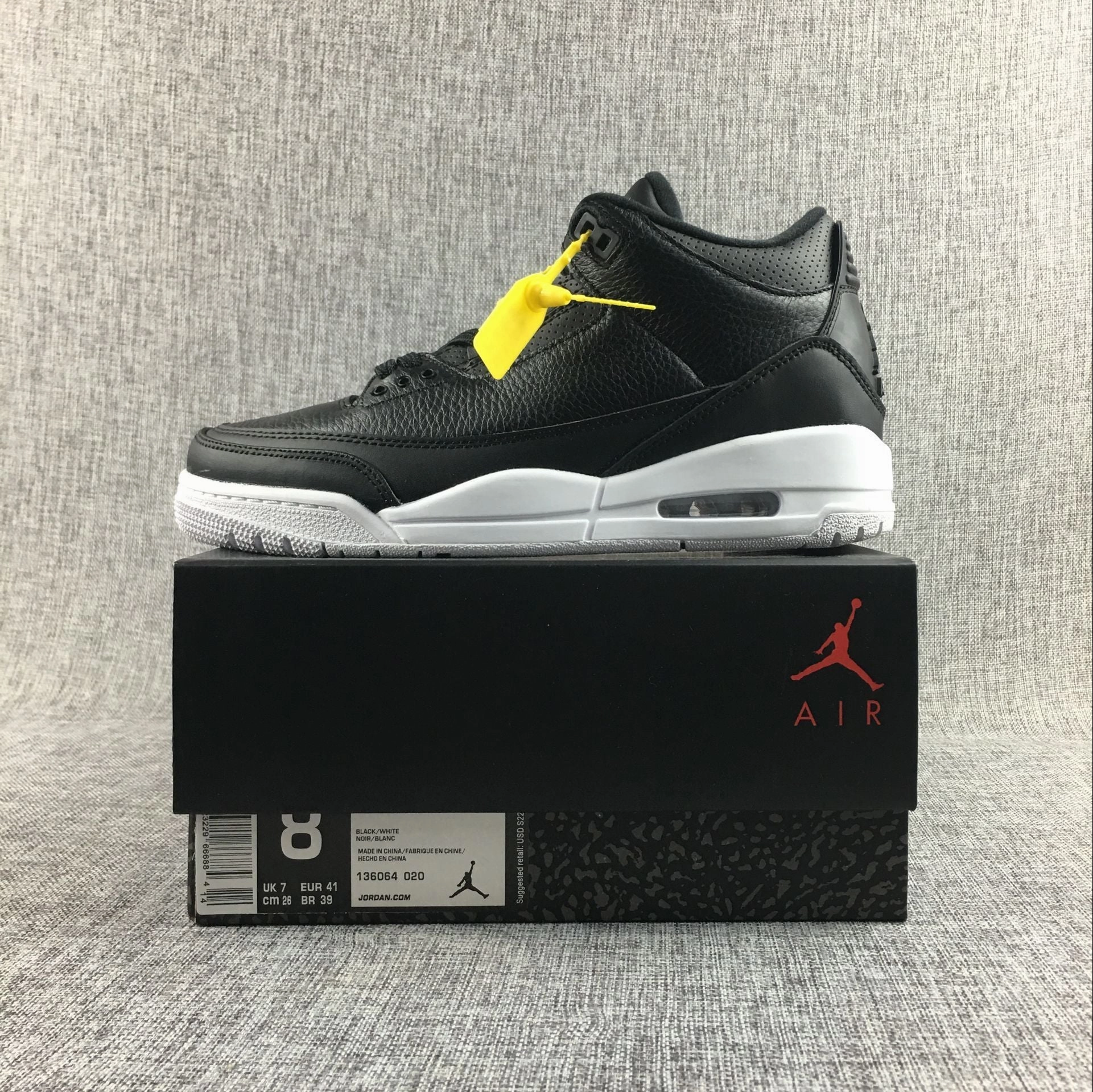 Style Upgrade Air Jordan 3 Retro ??Cyber Monday?? 136064-020