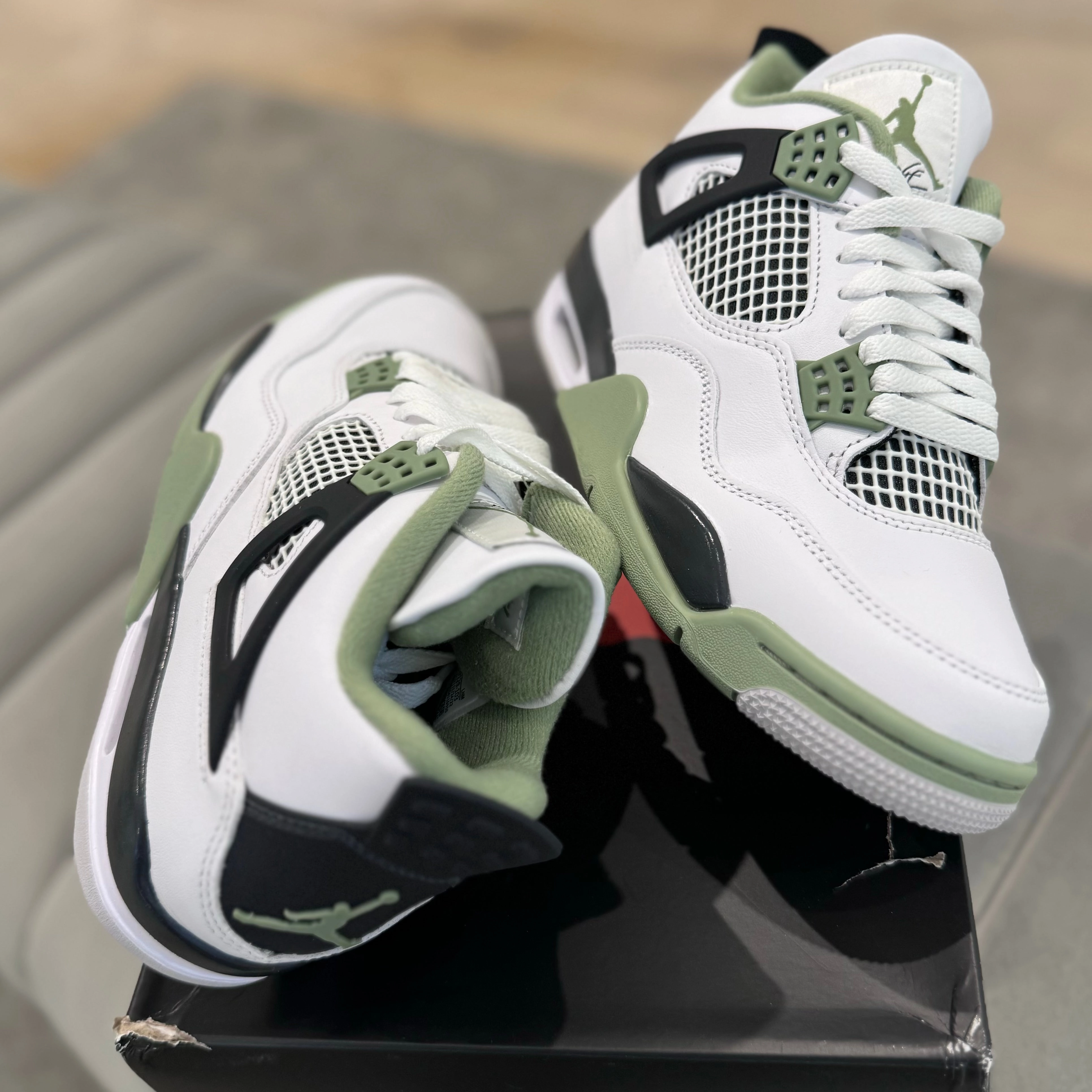 Flex Zones Engineering Adaptive Movement JORDAN 4 'SEAFOAM??