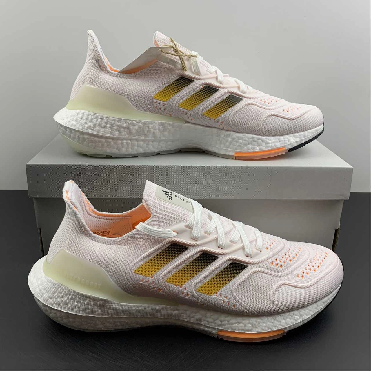 Hybrid Wear Adidas UltraBoost 22 White Orange