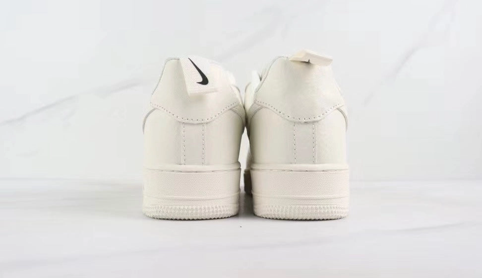 Air force 1 Adaptive Form Twist Free Motion