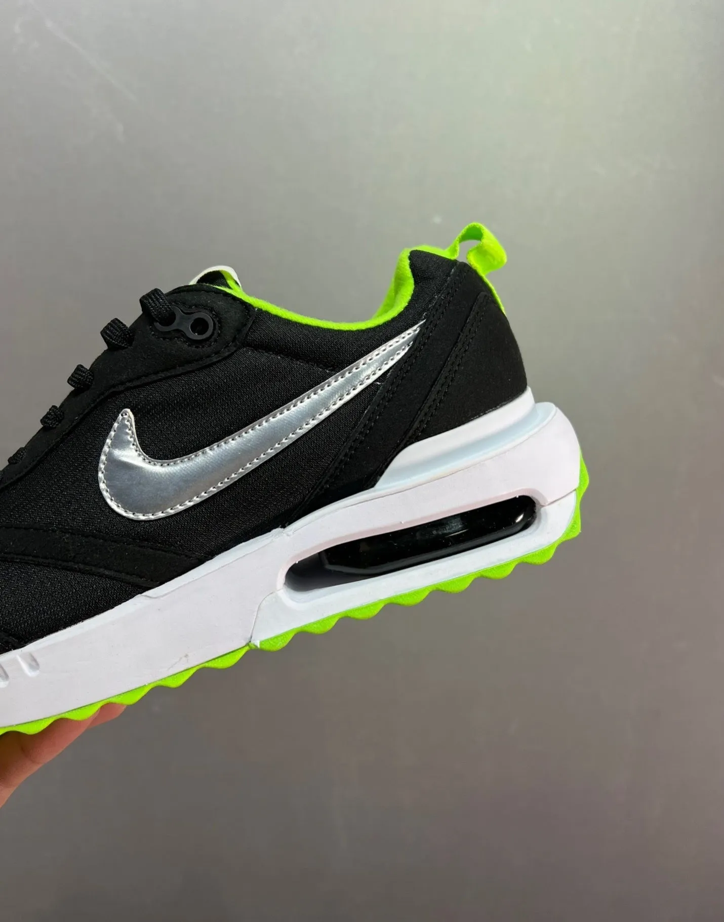 Versatile use active - living Air Max Dawn Black Chrome Green Strike DH3157-001