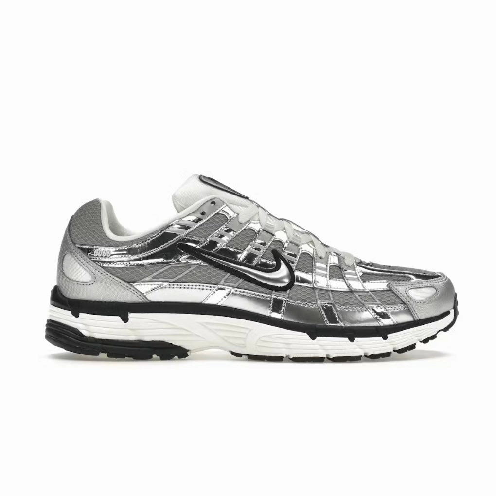 Adjustable NIKE P-6000 METALLIC SILVER