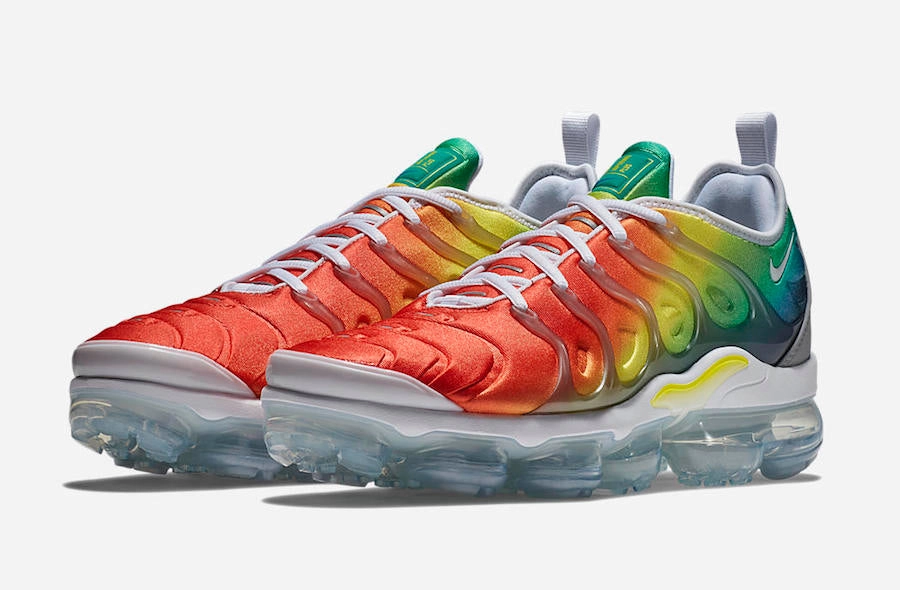 Nike Air Vapormax Plus VM running in evening