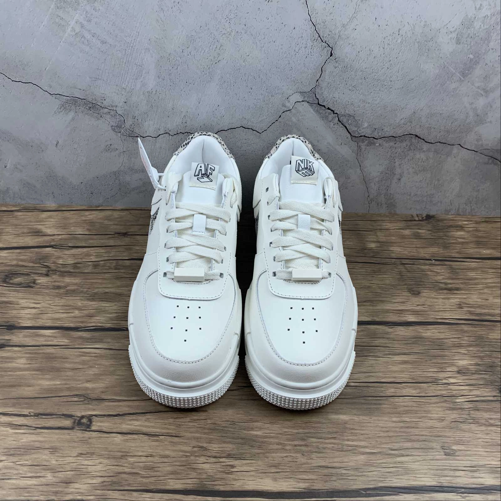 Air Force 1 PIXEL Sail Snake Desert Sand College Grey CV8481-101 Slip On