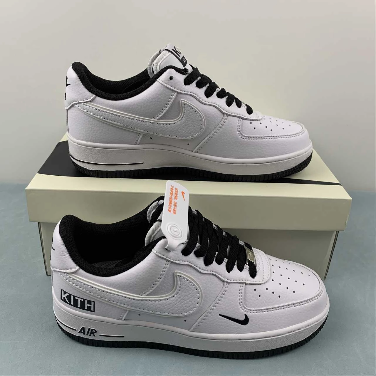 Weight Balance Kith x Air Force 1 07 Low White Black KT1659-001