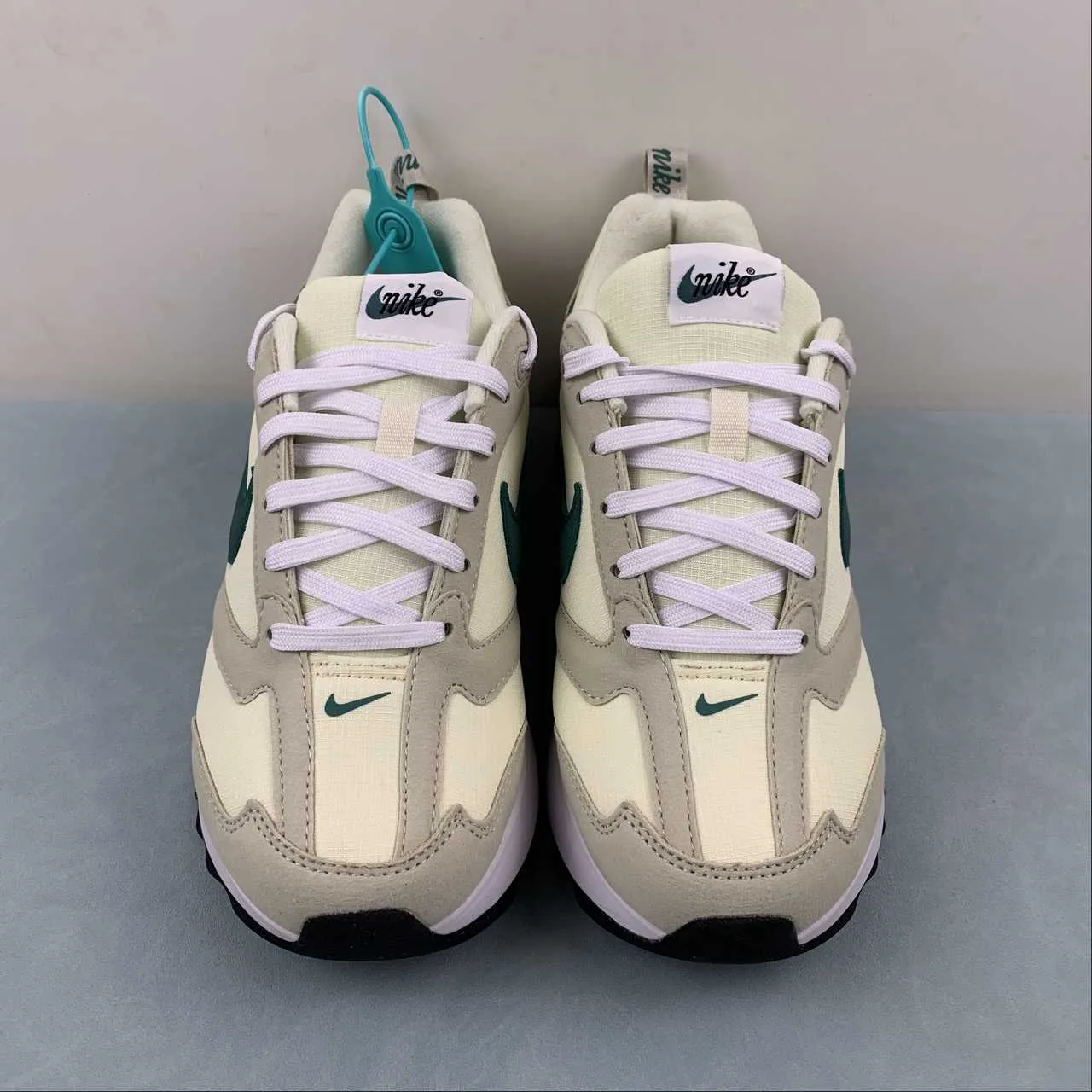 Air Max Dawn Coconut Milk Bicoastal FD9916-131 running for community events
