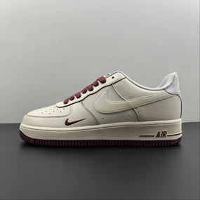 Air Force 1 07 Low Pearlescent Beige Dark Red DD9915-666 Foot Relax
