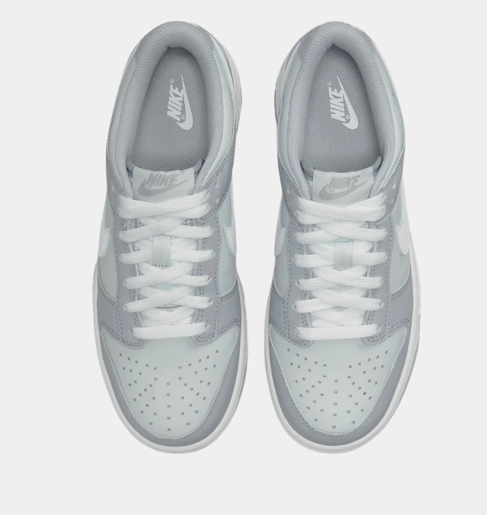 Classic Design Streamlined grip Nike Dunk Low Two-Toned Grey (GS)