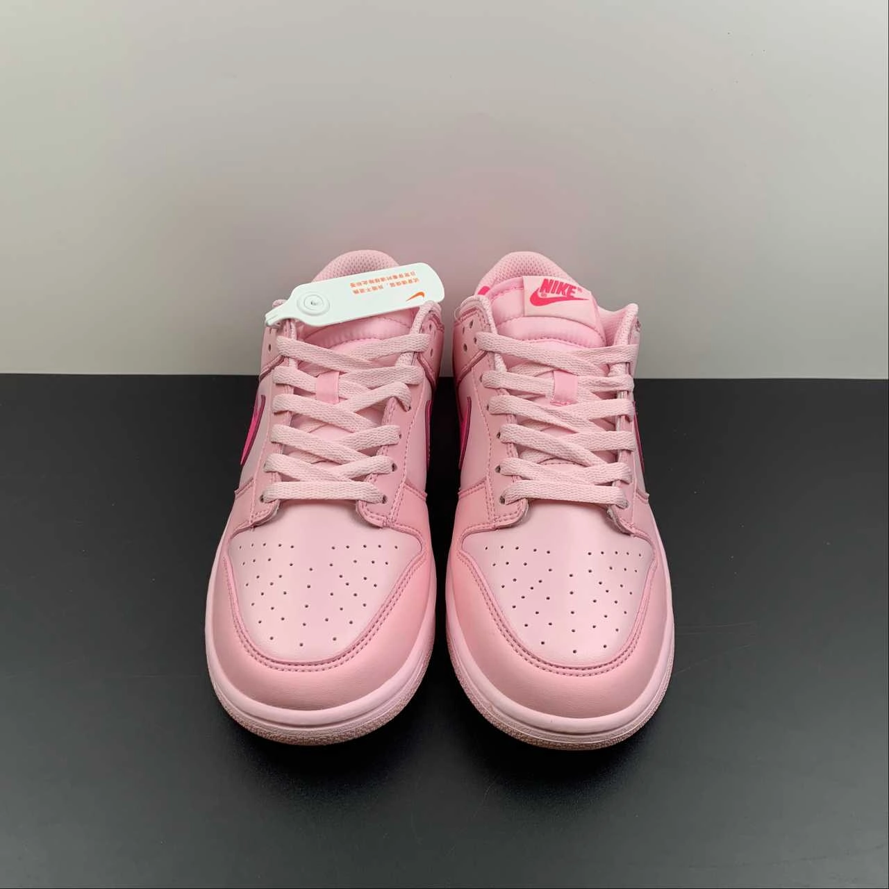 Cozy Motion SB Dunk Low PS Triple Pink DH9756-600
