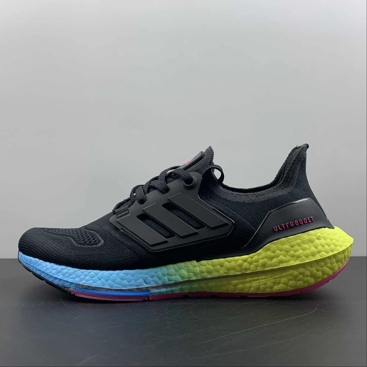 Sustainable Design Durable flexibility Adidas UltraBoost 22 Black Sky Blue Yellow GV8829