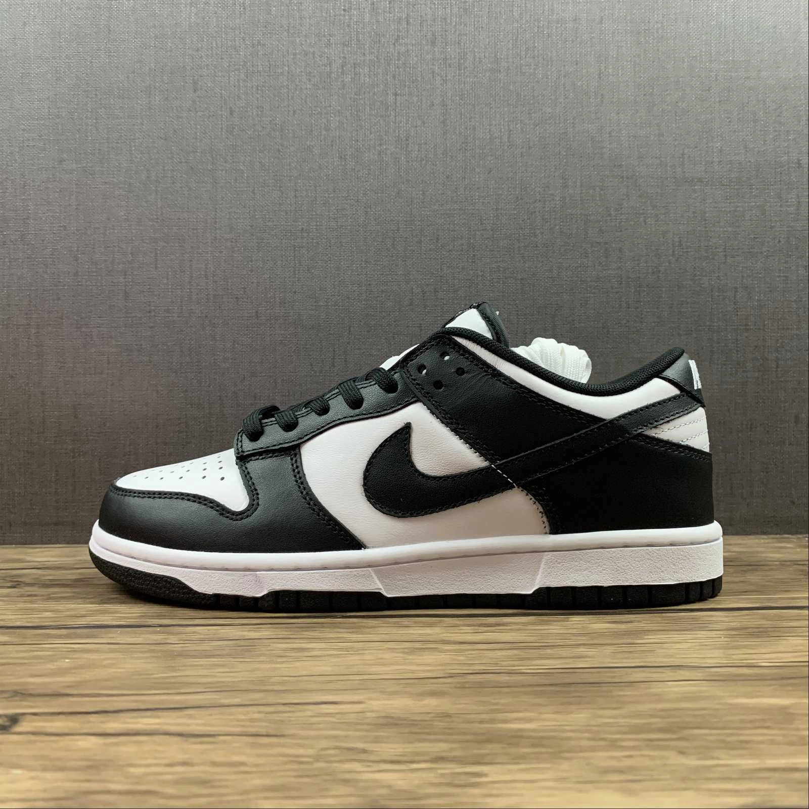 Quick Slip SB Dunk Low Black Summit White DD1391-100