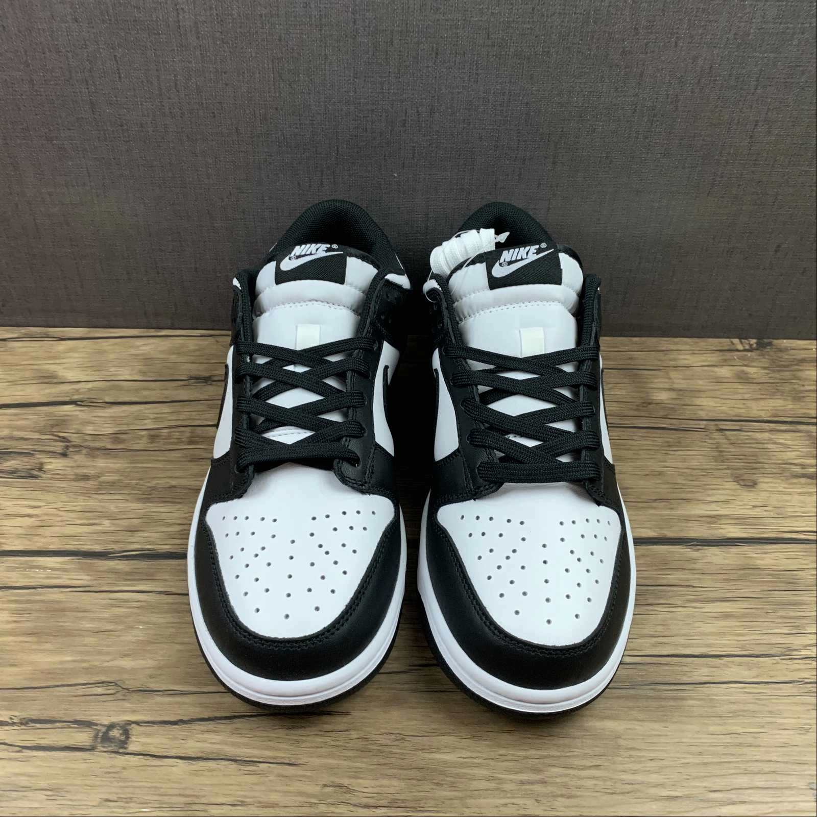 Stable Path SB Dunk Low Black Summit White DD1391-100