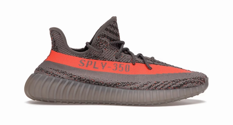 Weekend Mood YEEZY 350 V2 BELUGA RF