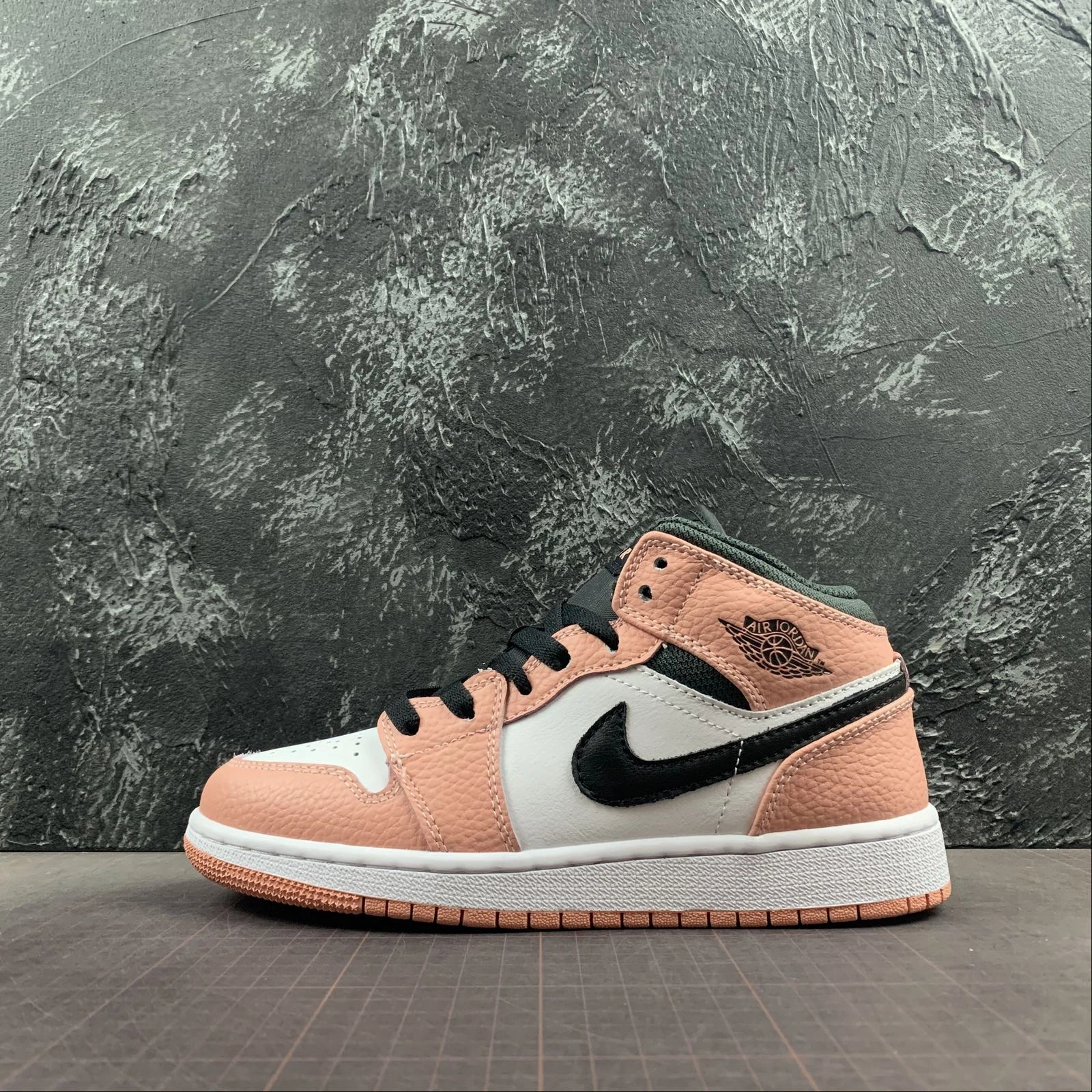 Air Jordan 1 Mid Pink Quartz Dk Smoke Grey 555112-603 Agile Wear