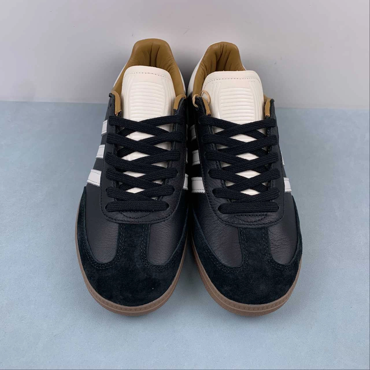 Stable Stride Balanced Motion JJJJound x Adidas Samba OG Core Black Crystal White Gum ID8707