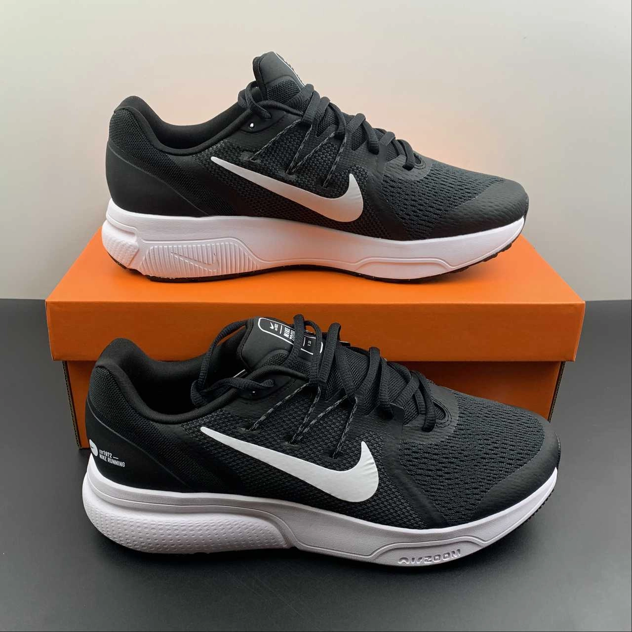 Zoom Span 3 Black White-Anthracite CQ9269-001 Forward Motion Stretch Build