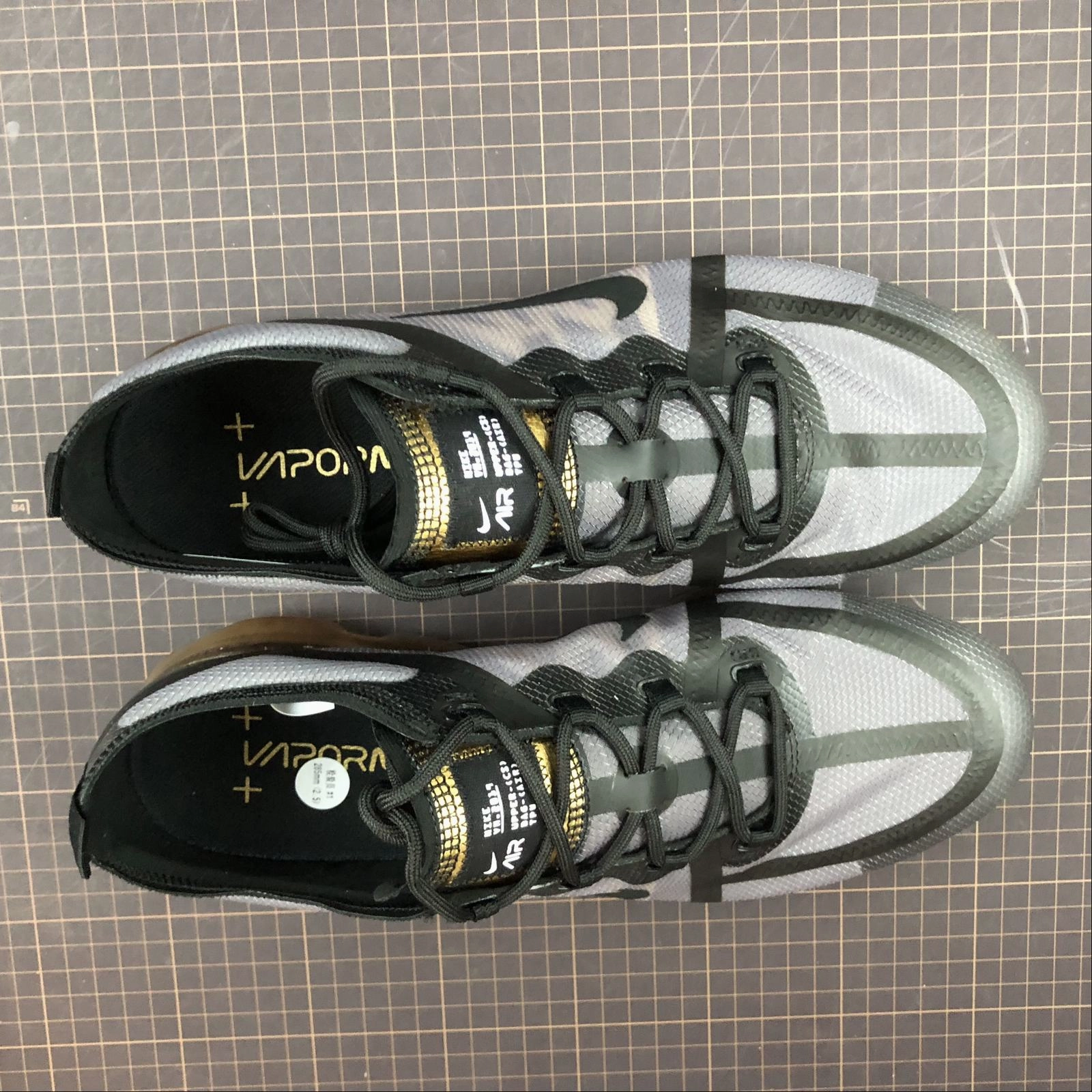 Air VaporMax 2019 VM3 Black Metallic Gold AR6631-002 Soft Leather