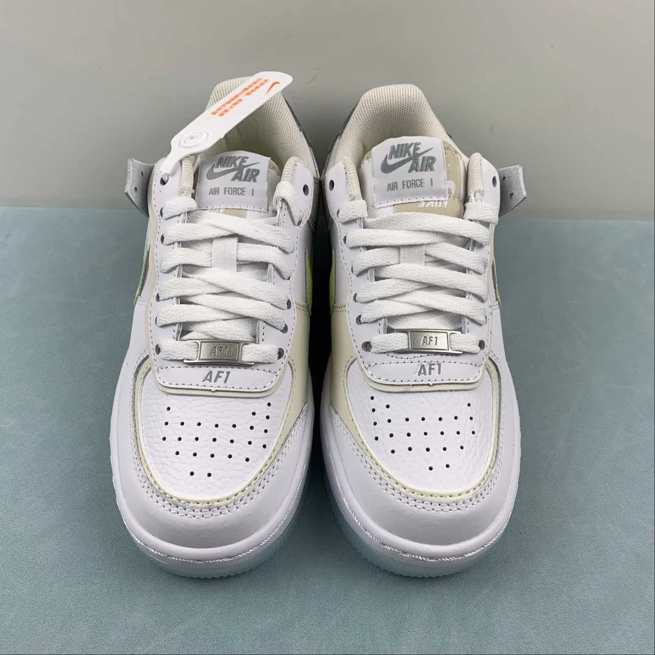 Trail Step Clean Line Air Force 1 Shadow White Wolf Grey Light Orewood Brown FB7582-100