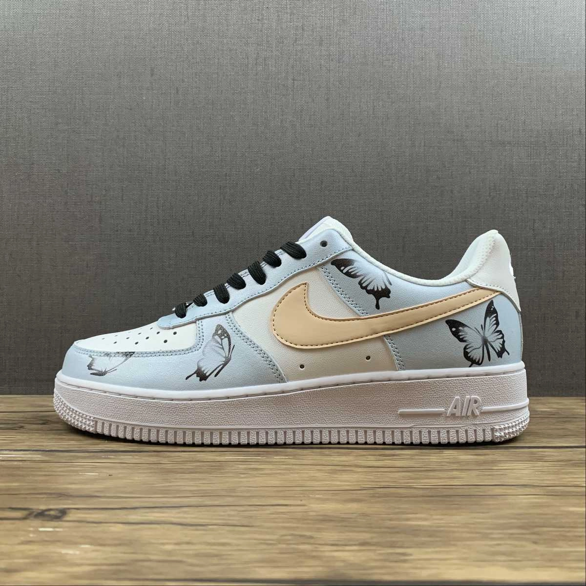 Durable Base travel mode Air Force 1 07 SU19 Butterflies Gray Gold Colour