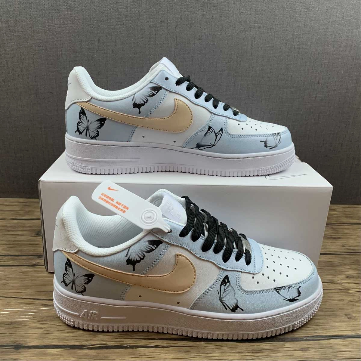 Stylish Comfort Urban Flex Air Force 1 07 SU19 Butterflies Gray Gold Colour
