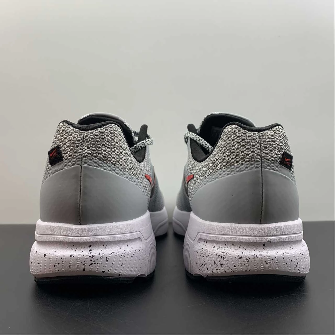 Zoom Span 4 Lt Smoke Grey Black DC8996-005 Foot Wellness Sole Tech