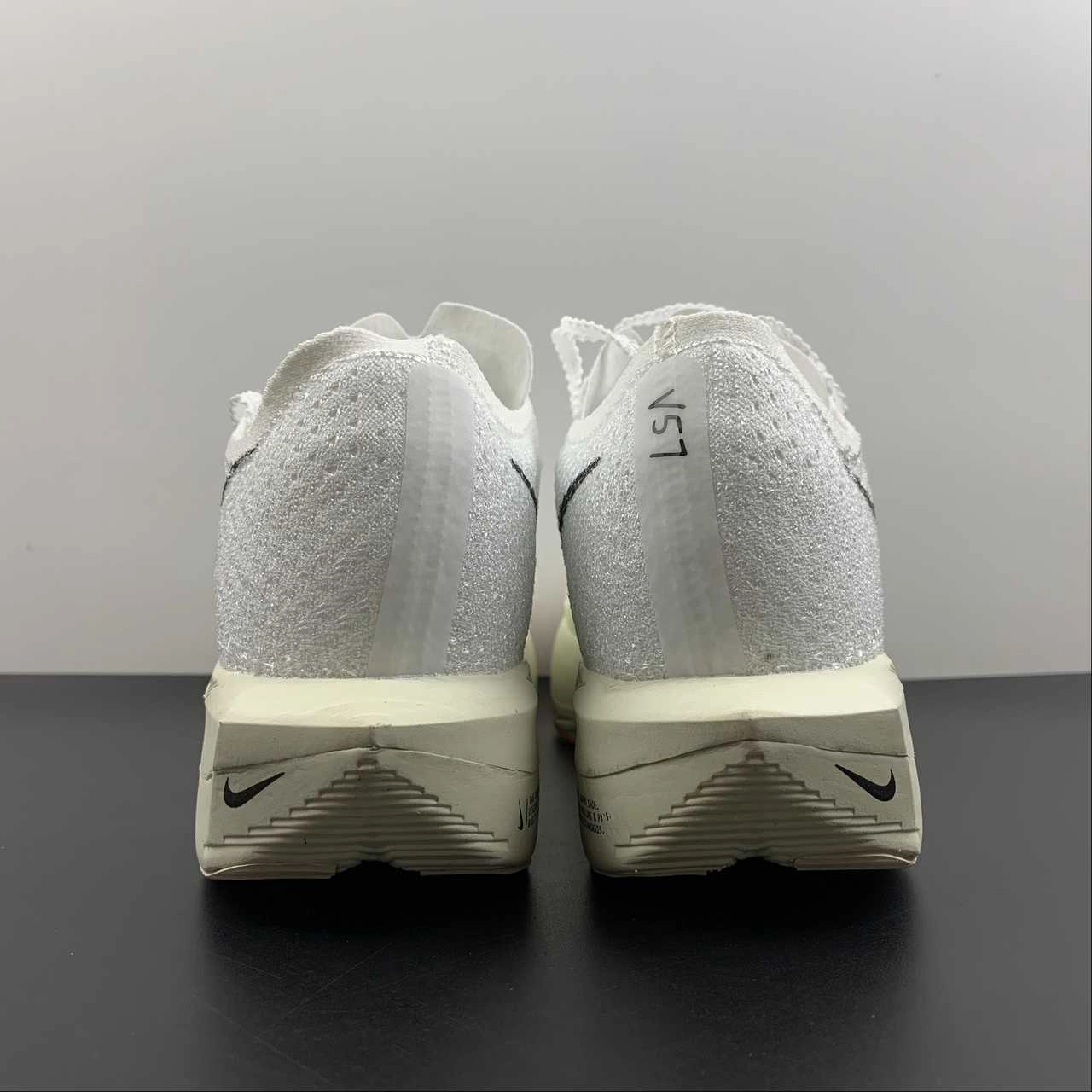 Air ZoomX Vaporfly Next 3 White Black Orange DV4219-300 Zero Irritation Smooth Finish