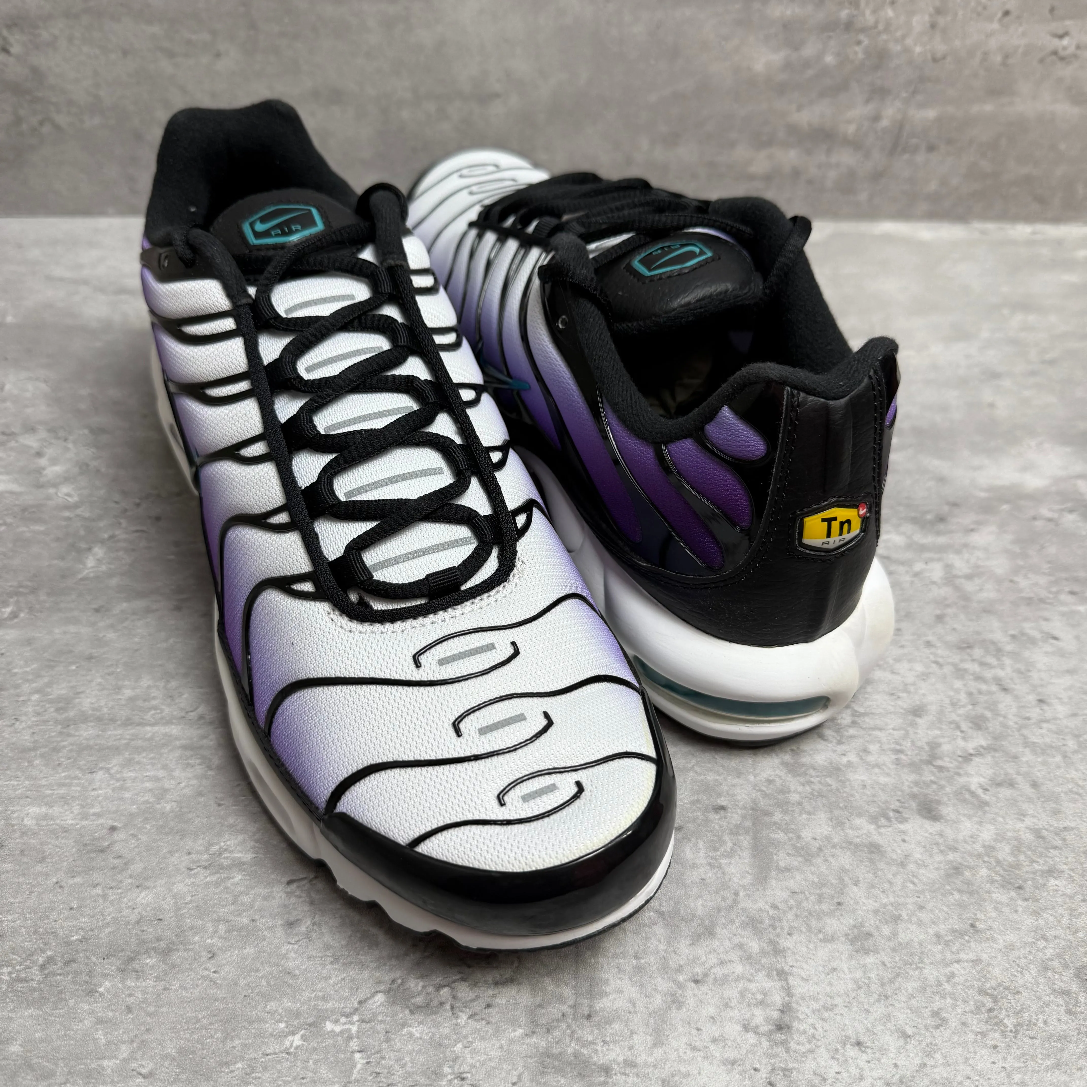 Nike Airmax Plus TN Reverse Grape stylish shoe look snow running footwear