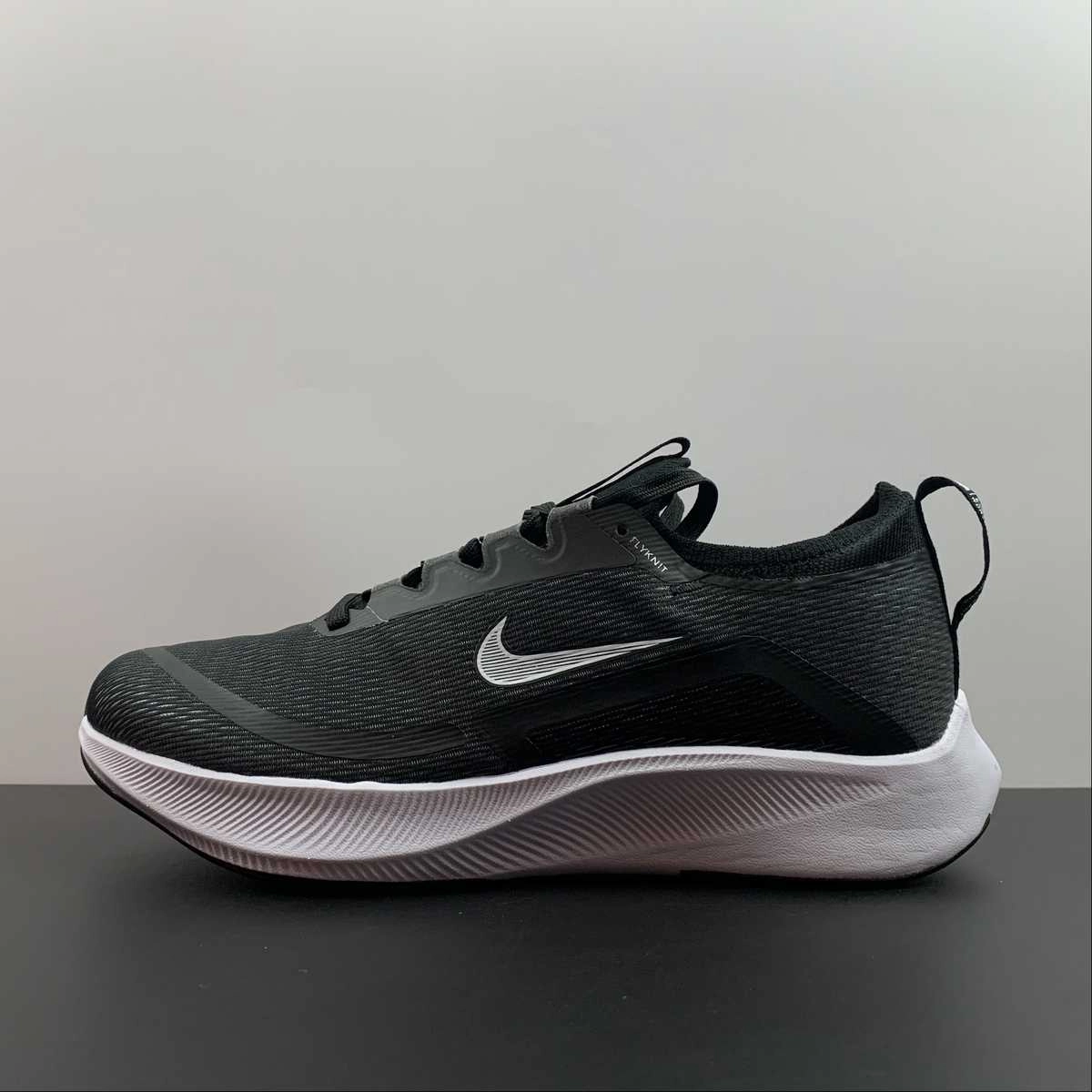 Fast Recovery Zoom Fly 4 Balck White-Off Noir CT2401-001