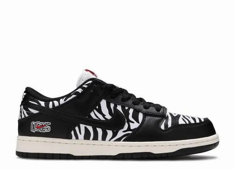 Nike SB Dunk Low Zebra Travel Day