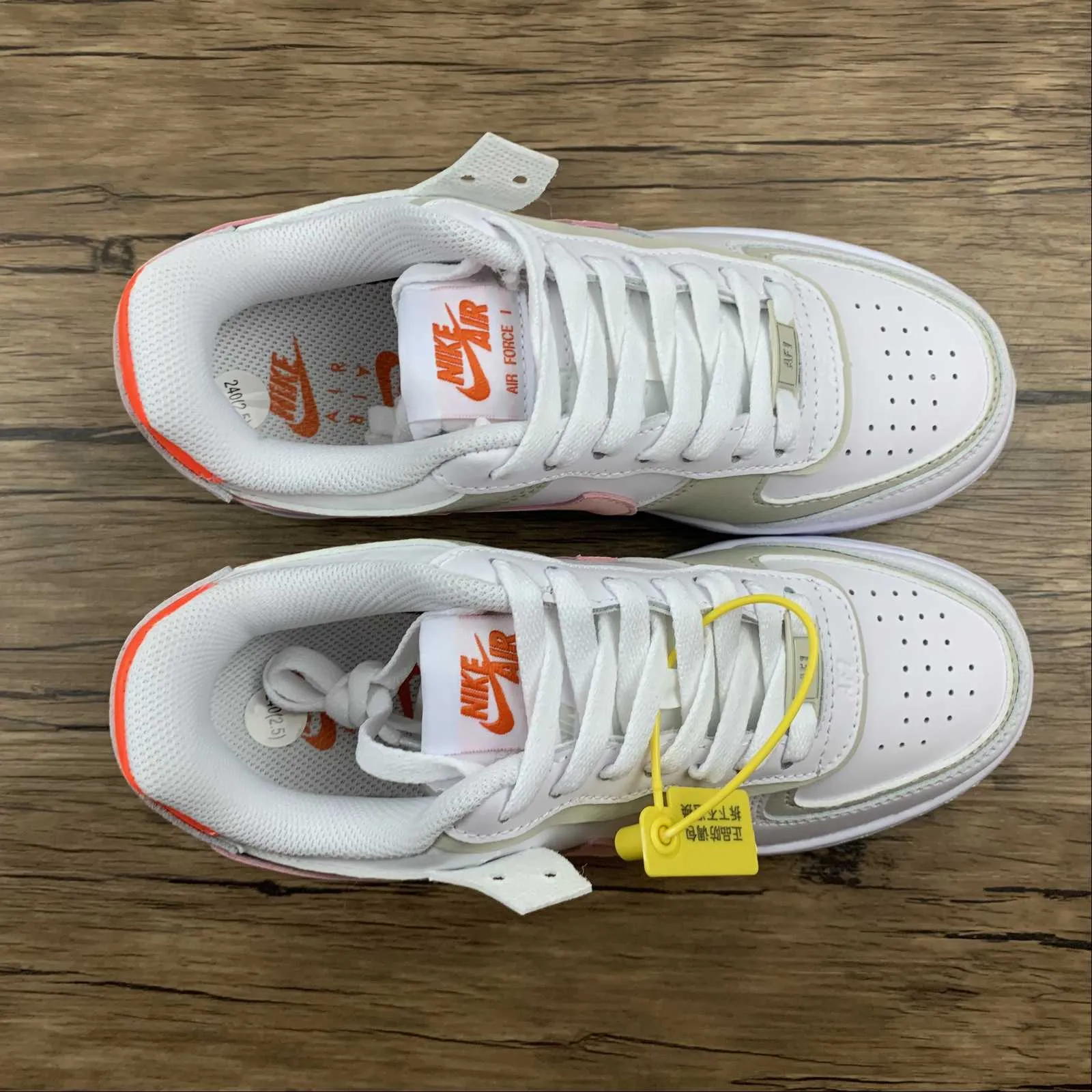 Step Fit Air Force 1 Shadow White Crimson Tint Bright Mango DH3896-100