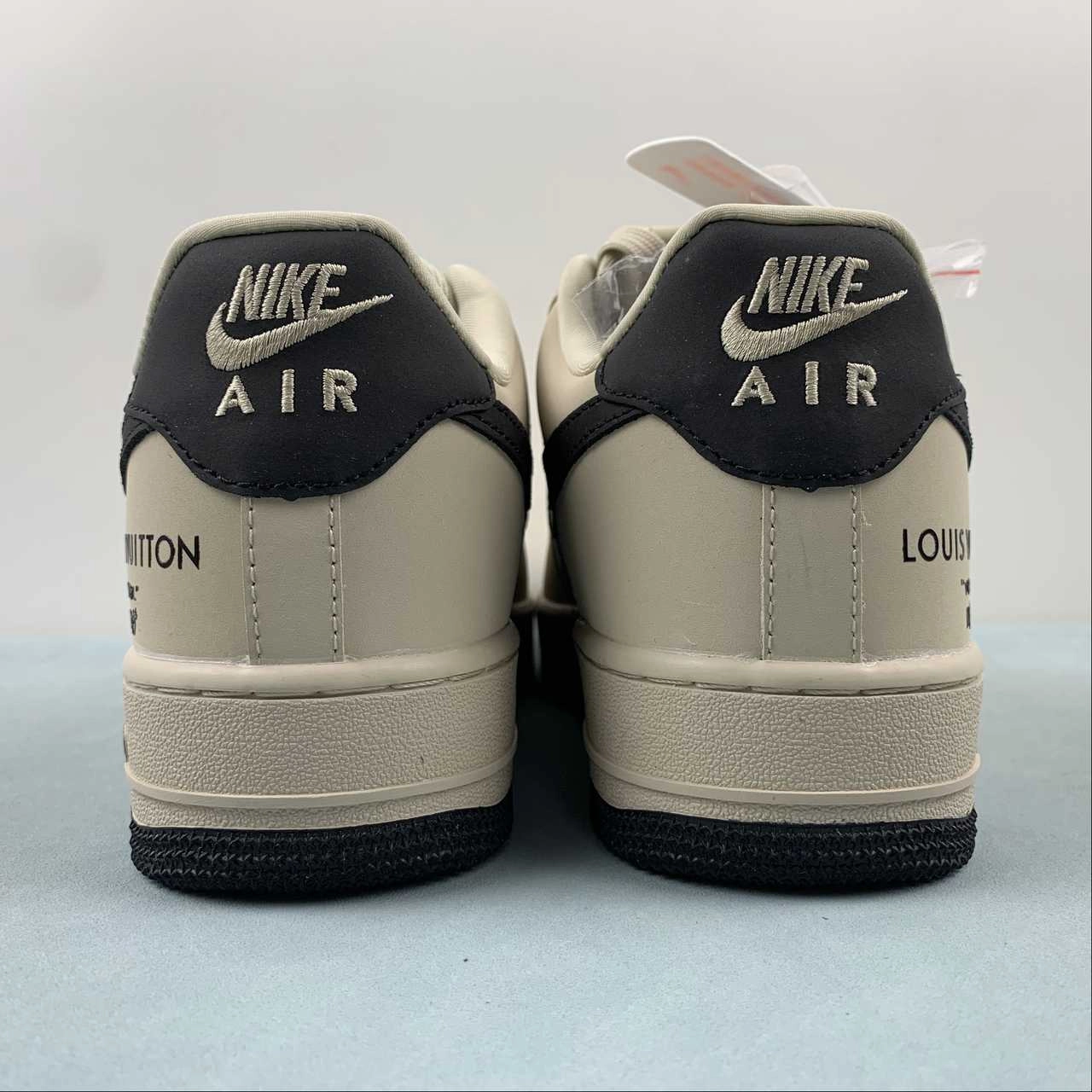 Comfortable Upper Air Force 1 07 Low LV Off White Black  XB8228-834