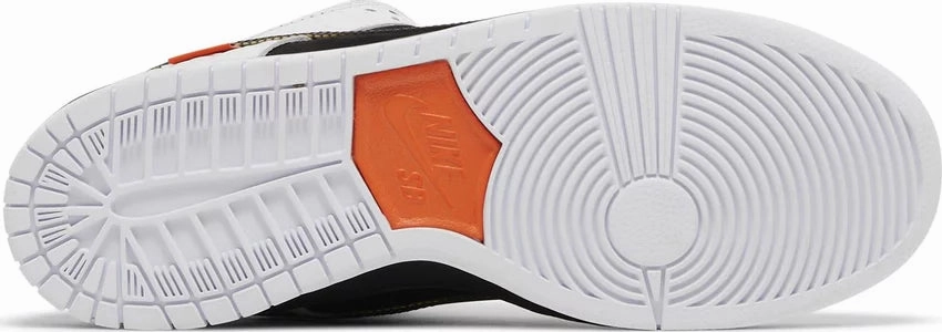 Gusseted Tongue Athletic materials Nike Dunk Low SB X Tightbooth White Black