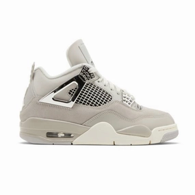 Flex grooves Flexible stability JORDAN 4 'FROZEN MOMENTS??