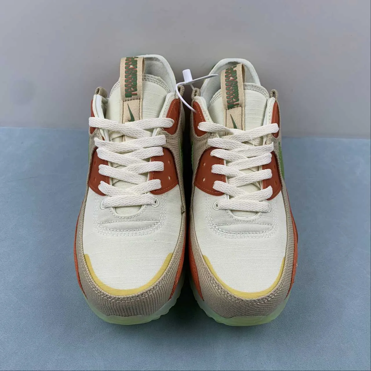 Air Max 90 Terrascape Tan Orange Green DV7413-100 beachgoers' shoes