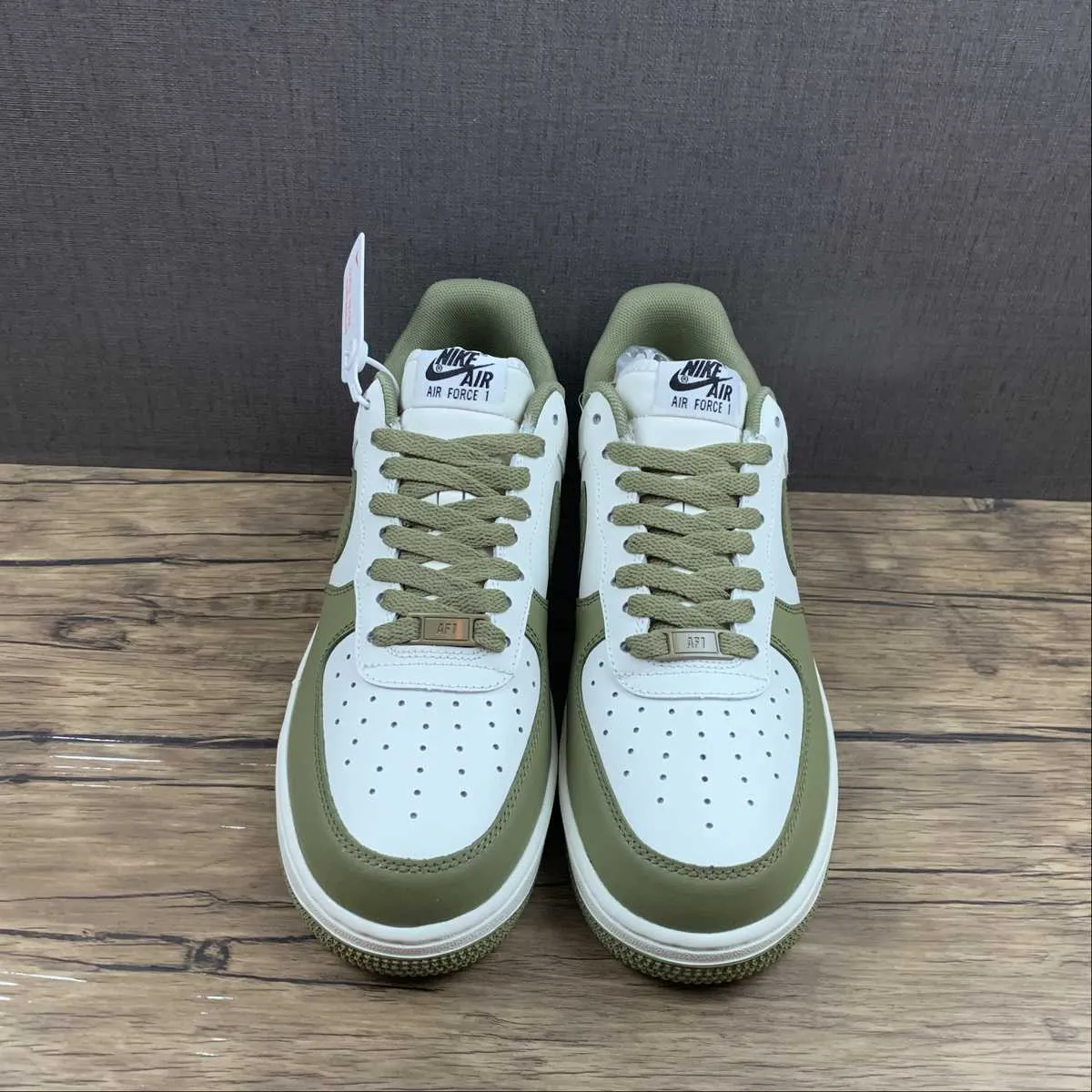 Air Force 1 07 Low Avocado Green Rice White DD7798-176 Loafers style