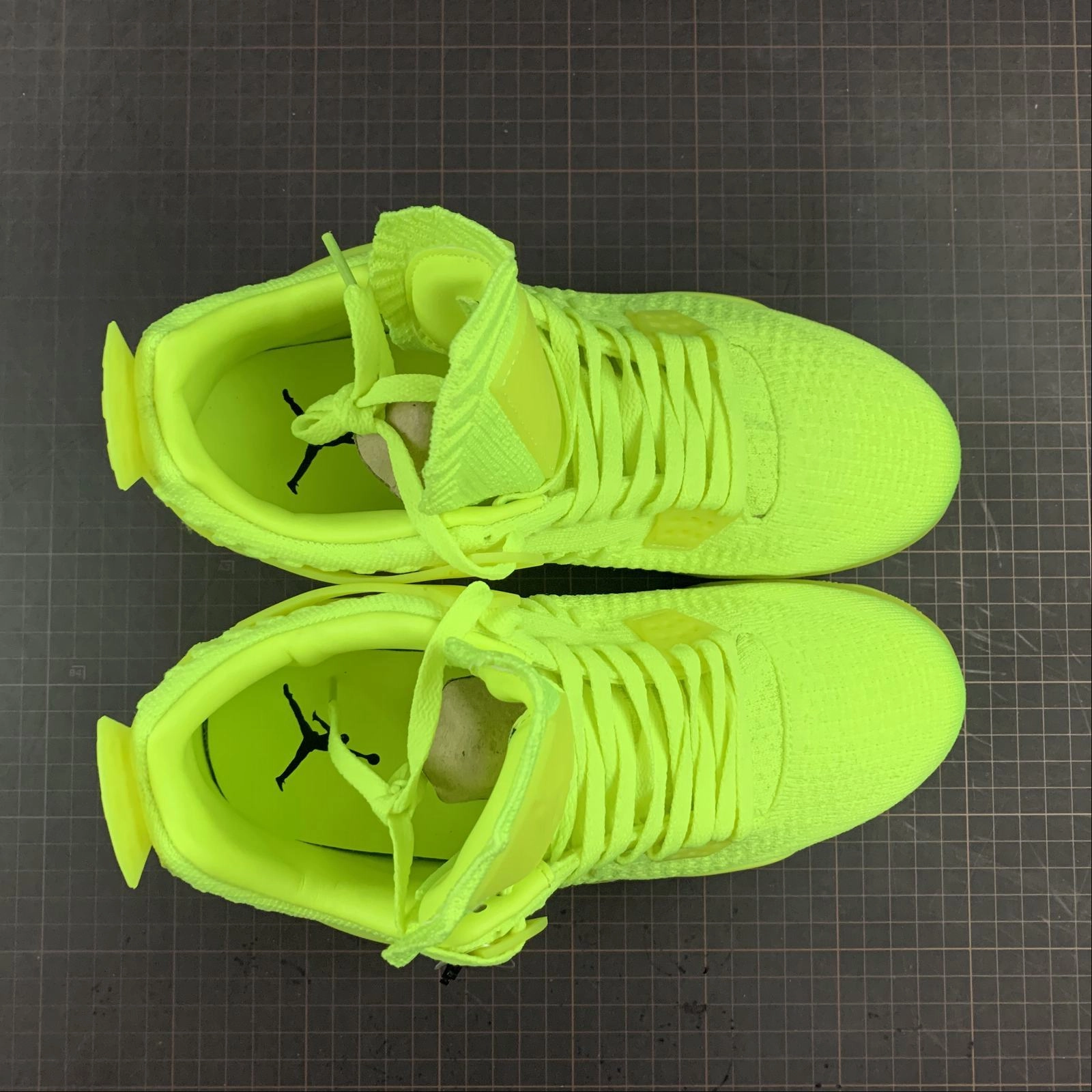 Microfiber Heel Counter AnkleSupport Air Jordan 4 Retro Flyknit Volt-Volt-Black AQ3559-700