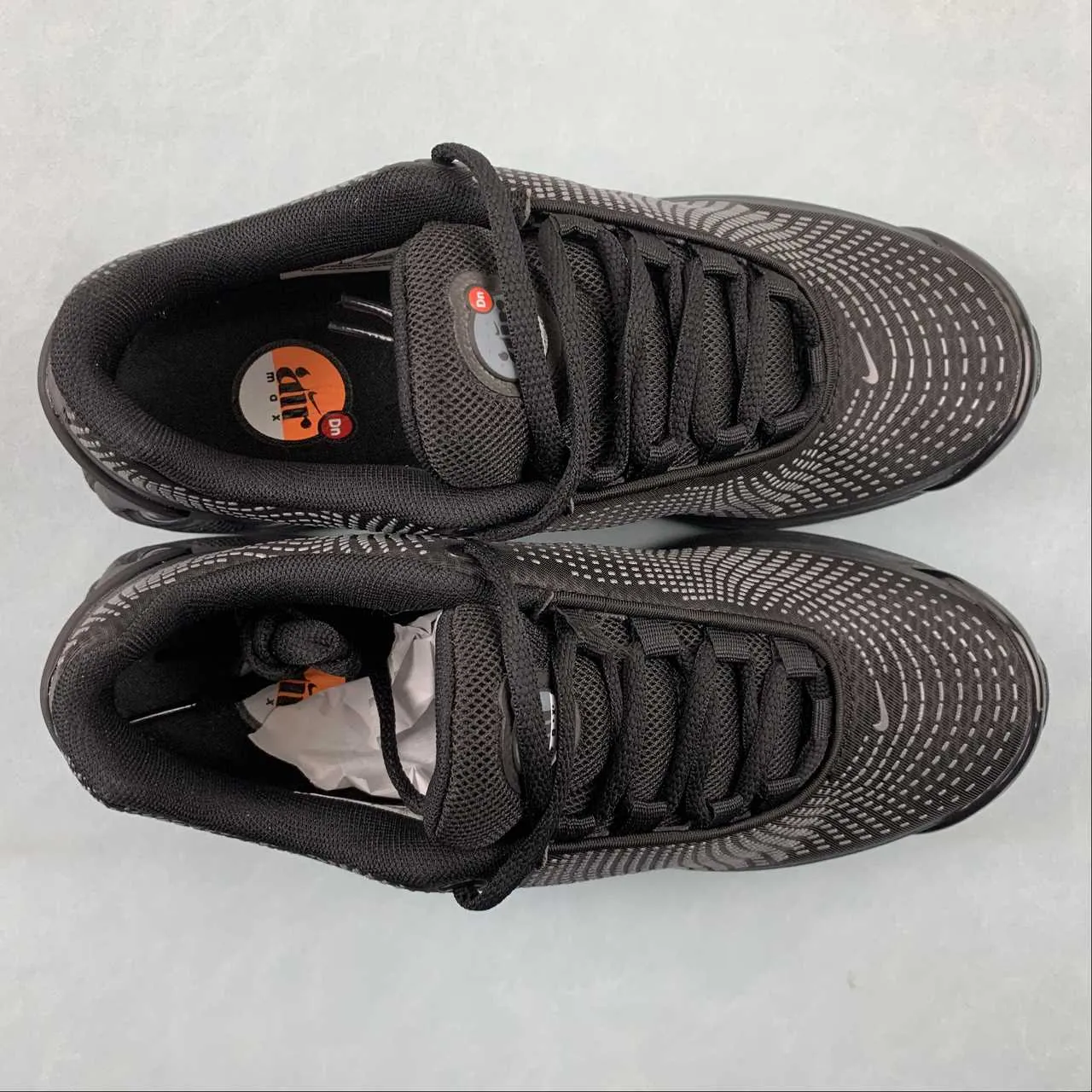 Air Max Dn Black Purple DV3337-001 air - filled running gear