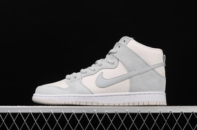 Breathable Perforated Panels SB Dunk High Trd White Jade