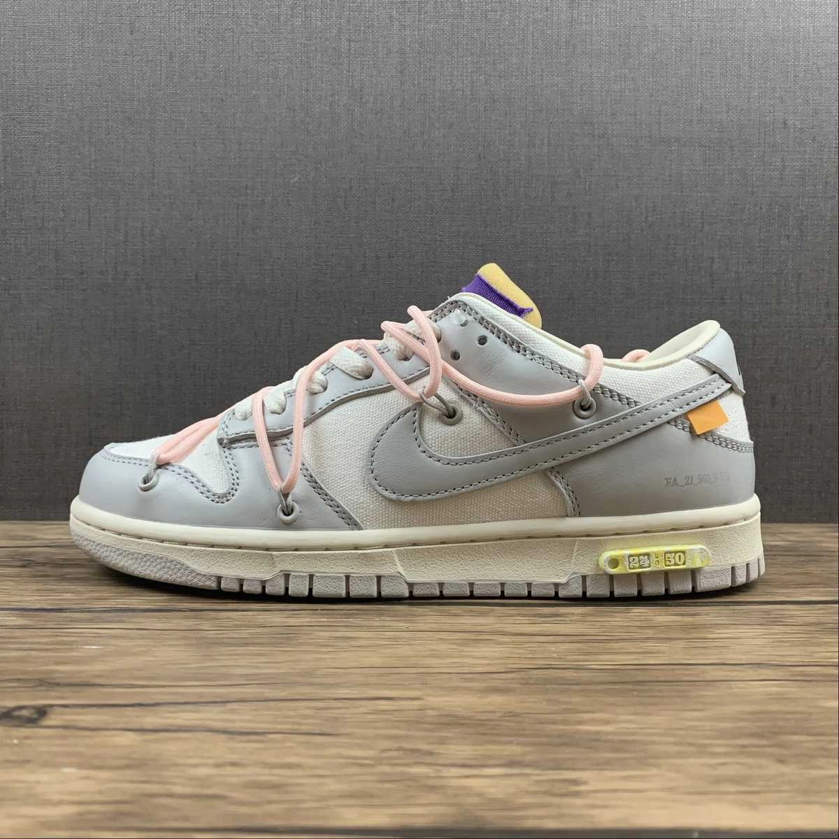 Dunk Low X Off-White 'Lote 24 de 50' DM1602-119 ElasticBand Balanced Stack Height