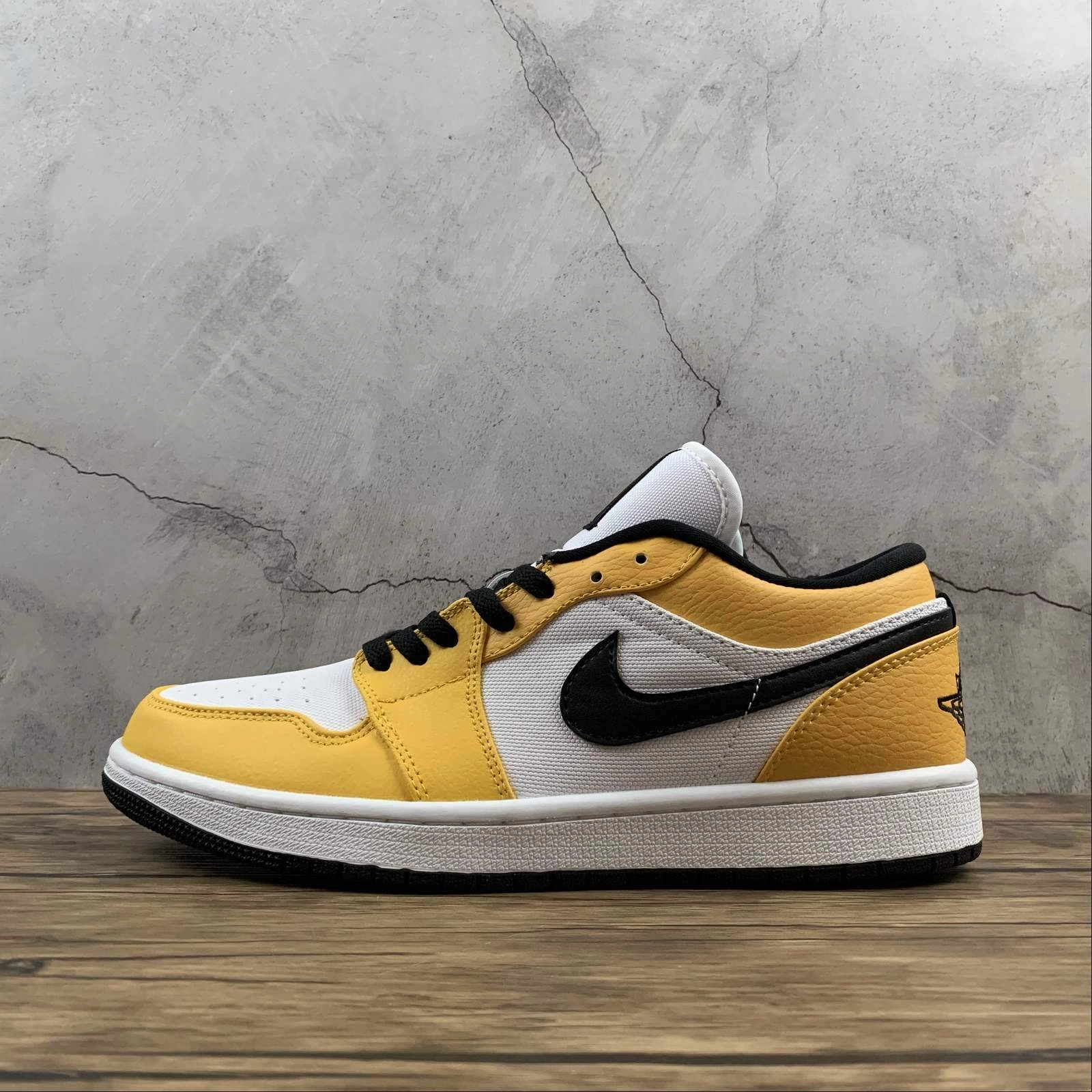 Air Jordan 1 Low White Yellow Black CZ4776-107 CanvasUpper
