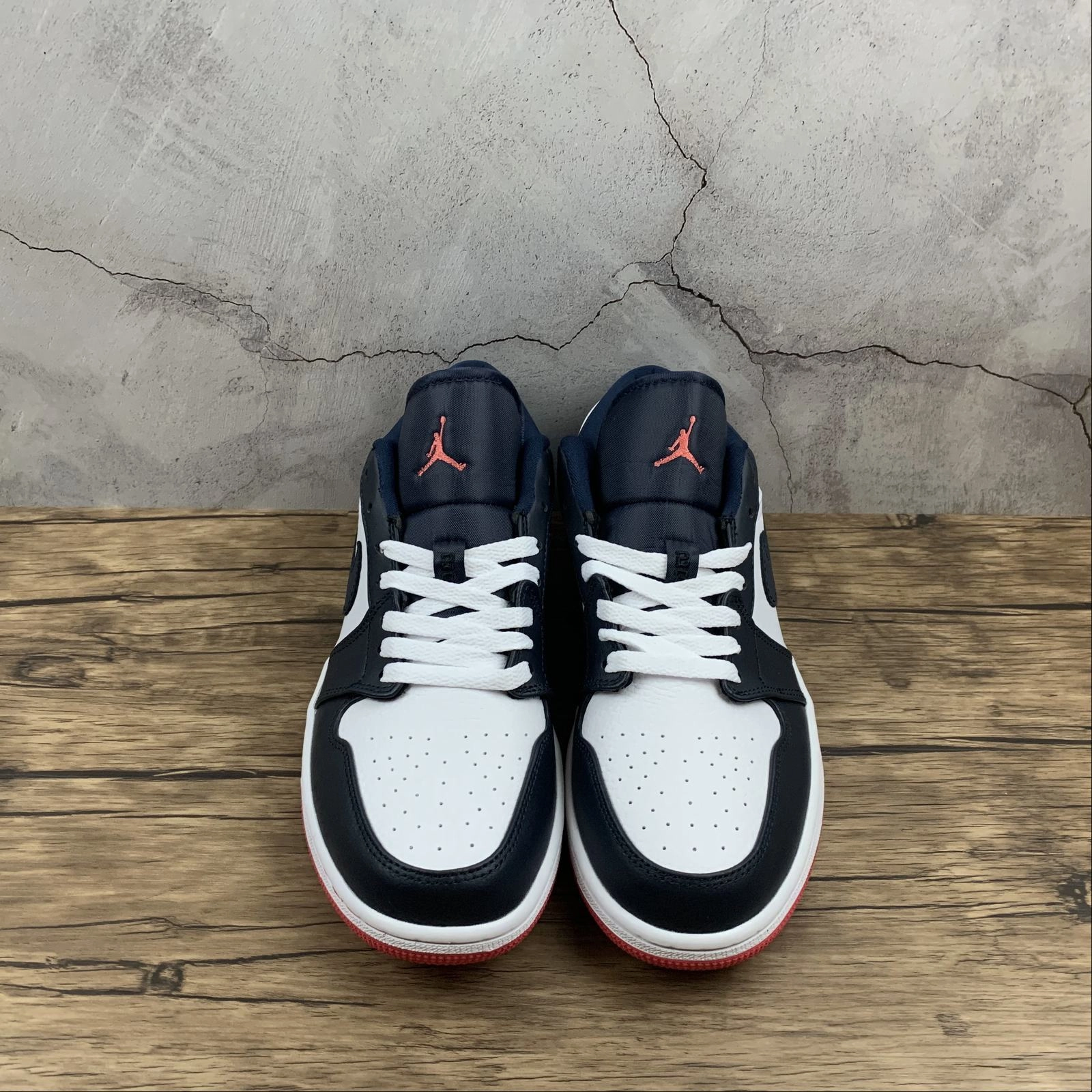 Non Marking Rubber Air Jordan 1 Low Obsidean Ember Glow-White 553558-481